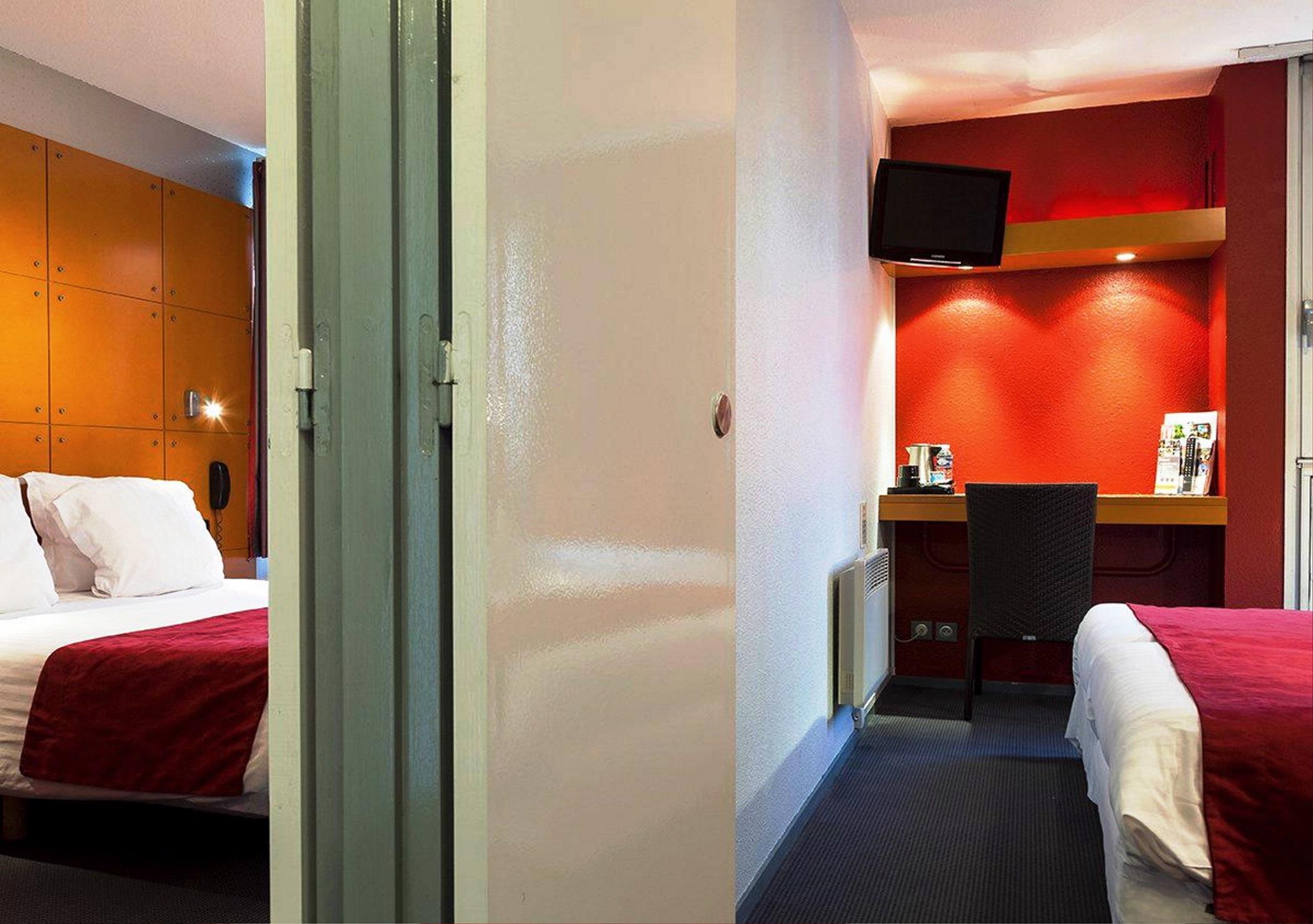 Comfort Hotel Lille L'Union Tourcoing Esterno foto